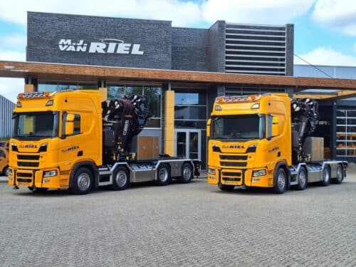 MJ van Riel